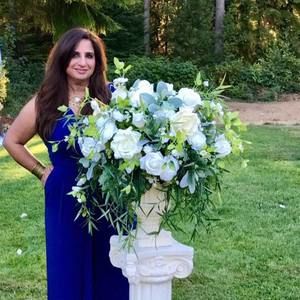 Meet your Posher, Farzin